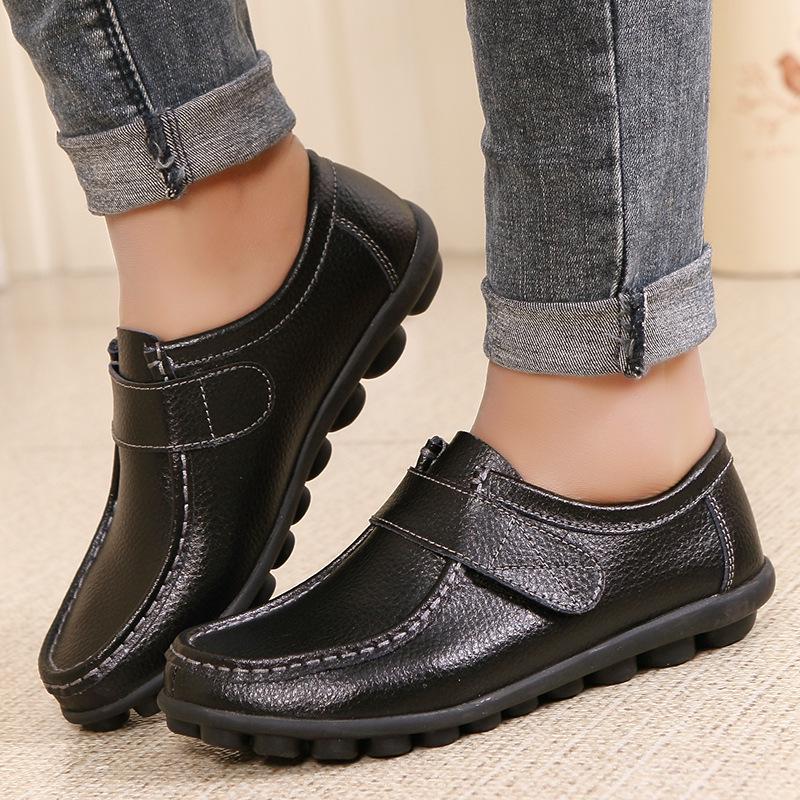 Womens Genuine Leather Mother Shoes Nurse Shoes Middle Aged Elderly Flat Bottom Non Slip Peas Shoes Comfortable