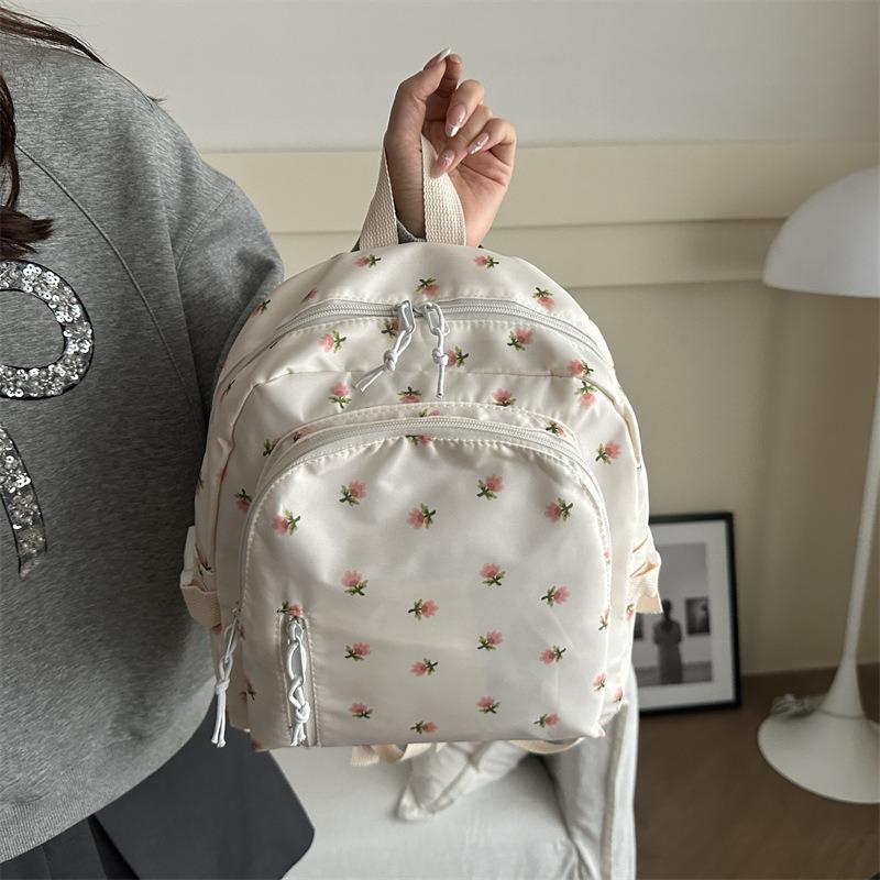 New backpack, flower print casual backpack, fresh, cute and sweet, light bag for students to go out in class