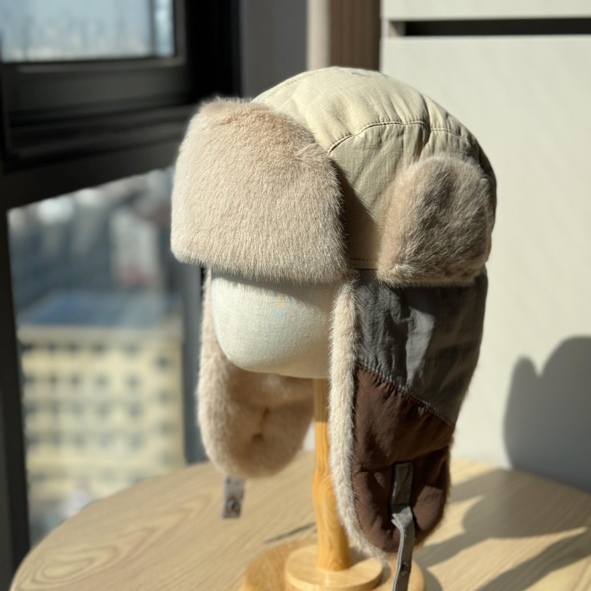 

New winter color-blocked thickened aviator hat for men and women, outdoor cycling warm ear-protecting hat, Northeast cold-proof pilot hat Adult54-60Average Size бежевый