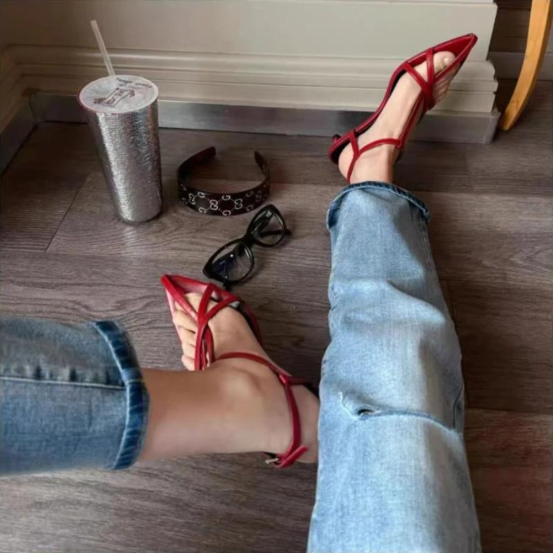 Fashion Women Sandal Summer New Fashion Narrow Band Ladies Gladiator Shoes Thin Low Heel Ankle Strap Dress Party Shoes