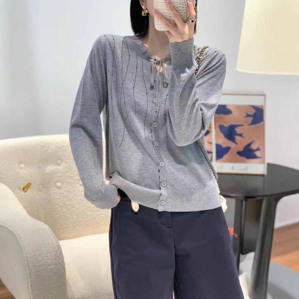 Popular Korean Retro Merino Wool Sweater: Trendy Long Sleeve Knit Top