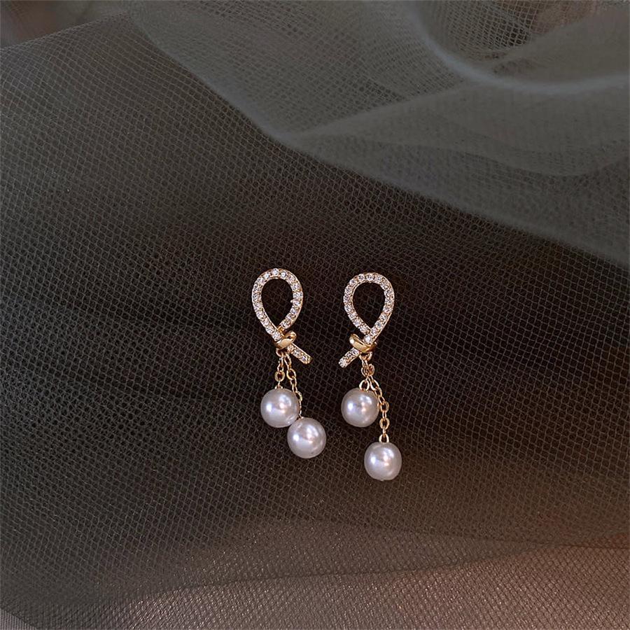 French zircon pearl earrings 2025 new autumn and winter unique stud earrings and ear jewelry
