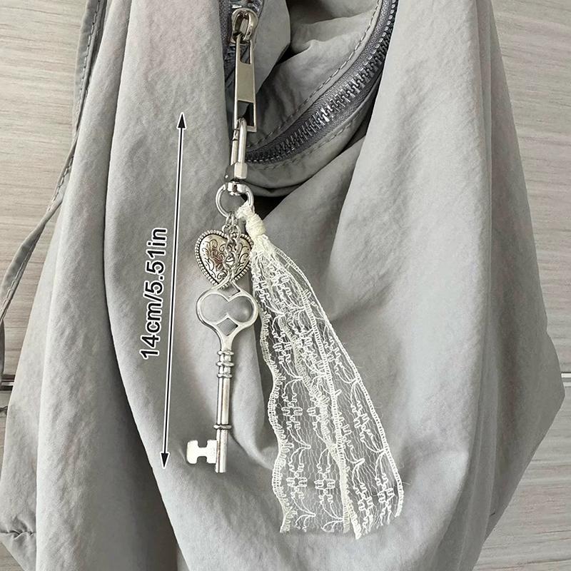 Ins Style Love Heart Key Pendant Lace Tassel Keychain Y2K Vintage Keyring Bag Charm Versatile Bags Hanging Decoration Keychains