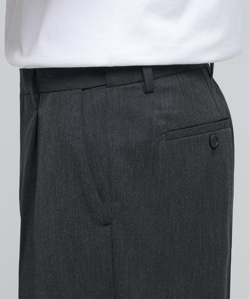 MUSINSA STANDARD Lightweight Loose Tapered Hidden Banding Crop Slacks [Charcoal Gray]