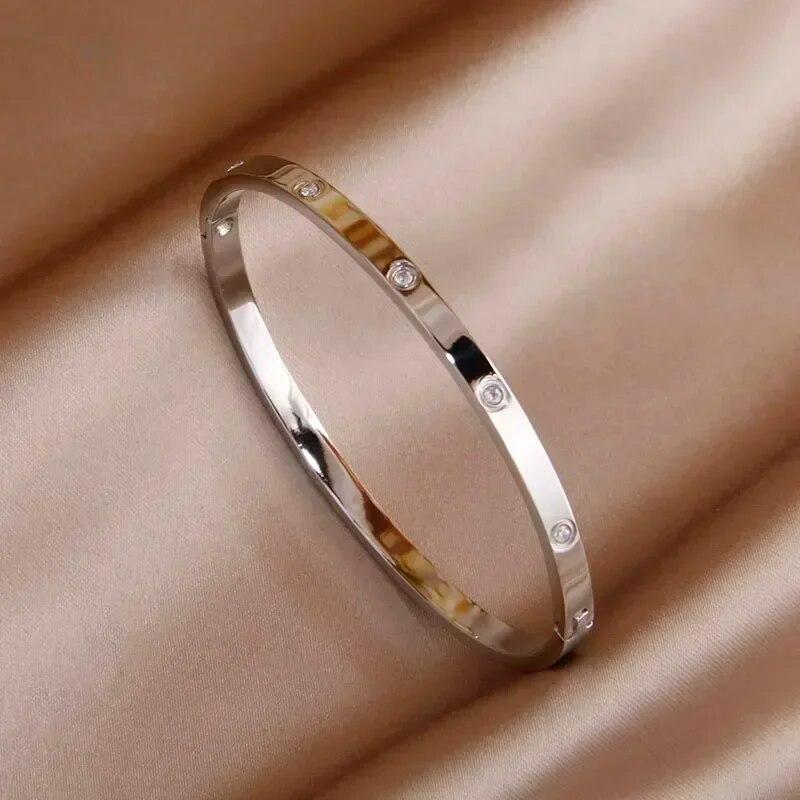 Classico bracciale in acciaio inossidabile stile punk in metallo per donna, braccialetti geometrici, gioielli da polso antiruggine, regalo per feste