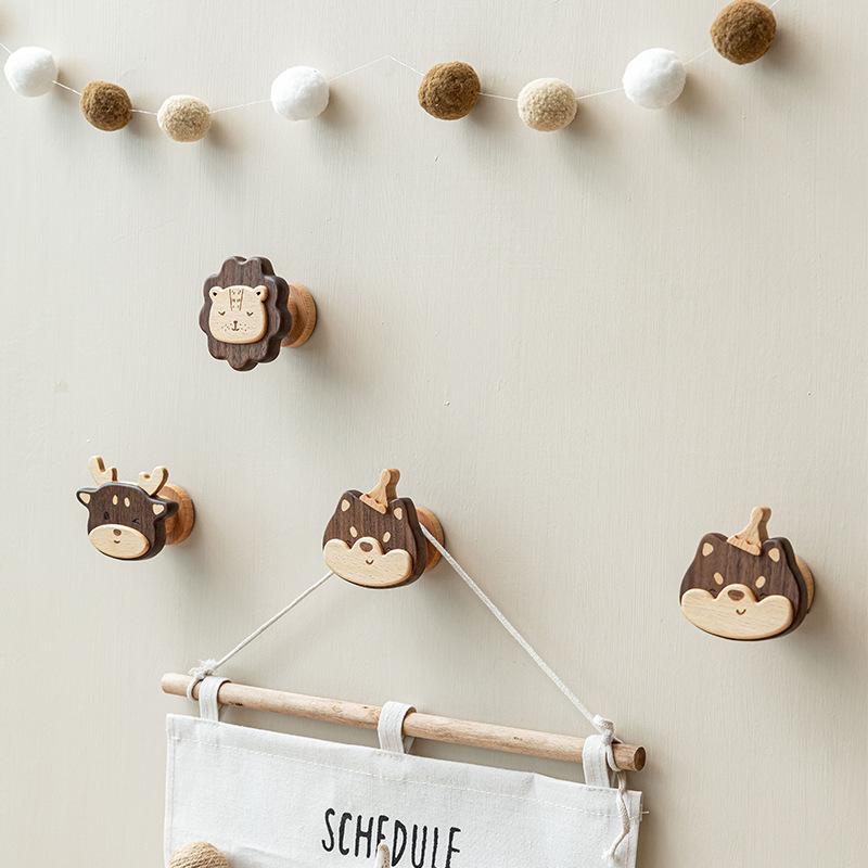 New Cartoon Walnut Wood Hook Beech Wooden Cute Animal Hook Wardrobe Hanger Children's Room Decora Hook Home Kitchen Accessories