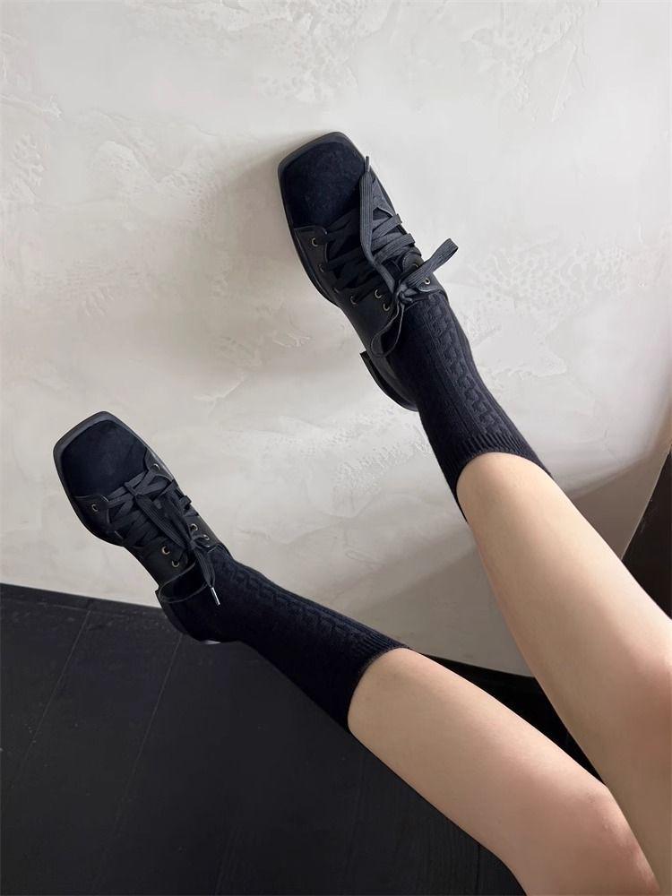 Autumn Retro Lace-Up Chunky Heel Square Toe Leather Shoes for Women