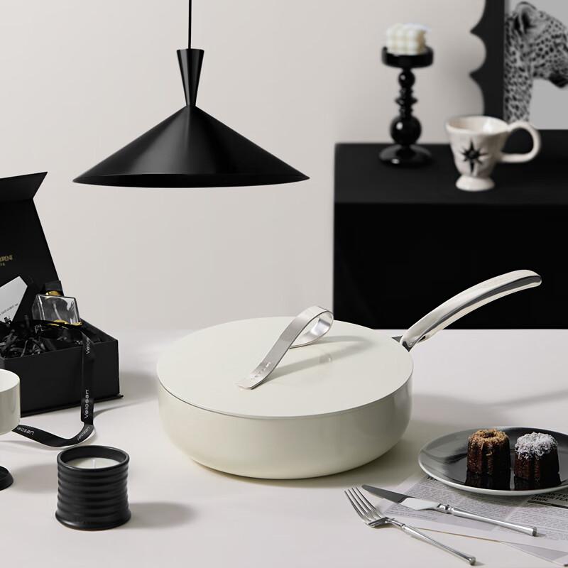 VELOSAN Free Ribbon Non-stick Frying Pan