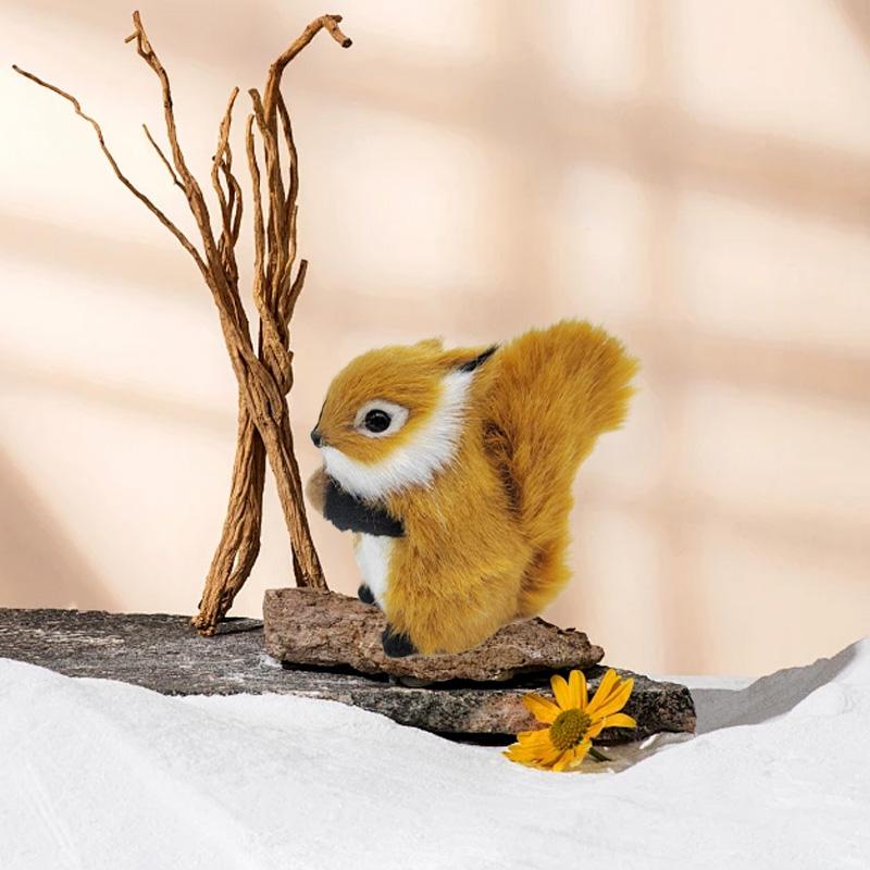 1 Stück Figuren Tischdekorationen Simulation Ornamente Weihnachten Falsches Tier Mini Miniaturfiguren Künstliches Eichhörnchen Plüsch