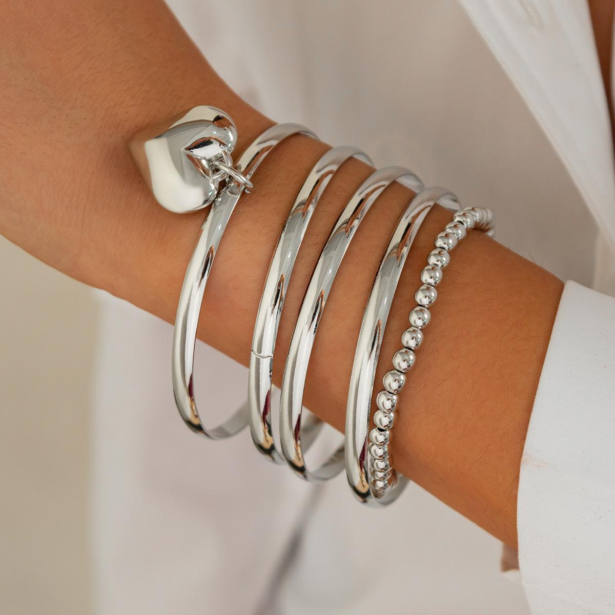 Sweet Cool Love Pendant Beaded Bracelet Bracelet Punk Metal Ring Bracelet Set