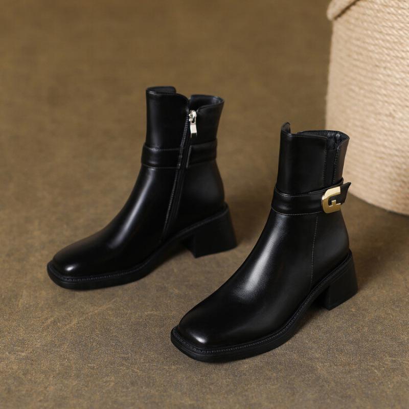 

Autumn and winter women s medium boots round head medium heel large size women s boots square heel side zipper Korean version new fashion boots women 39 чёрный