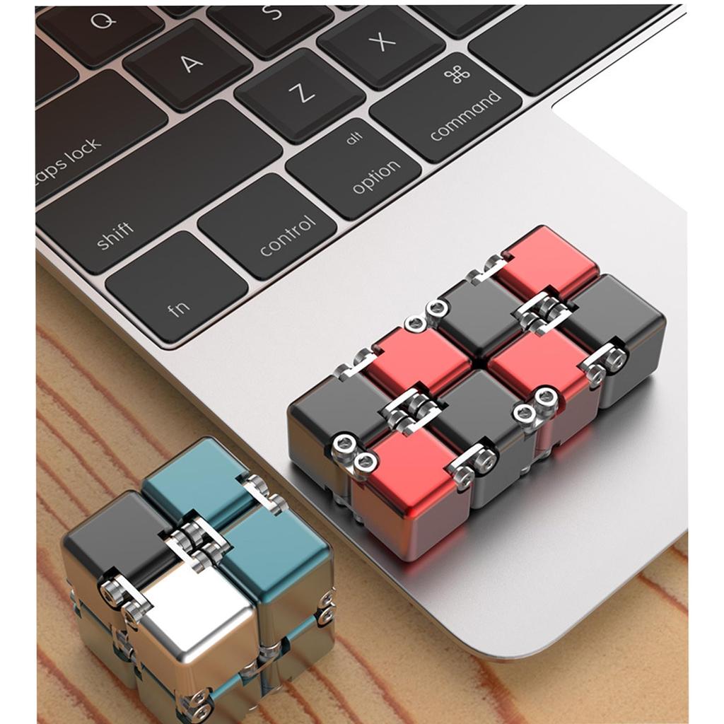 2x2 Infinity Magic Cube, 3D Puzzle, Fidget Cube, Adult Game, Sturdy and Heavy, Portable Decompression Toy (DIY Version, Black and Silver)