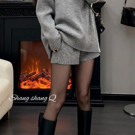 Korean Style Grey Casual Sweater & Knit Shorts Set for Women S (75-90 jin)