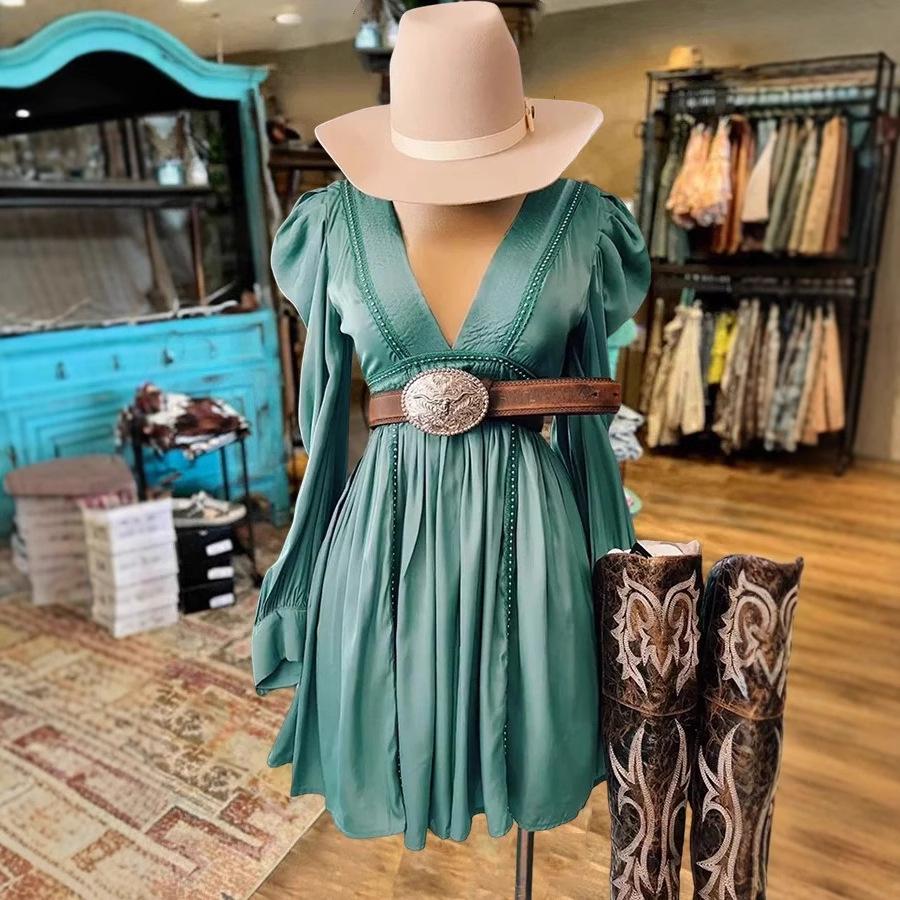 2026 European and American women s clothing, independent station, international station, long-sleeved V-neck, dress, green, printed beads S