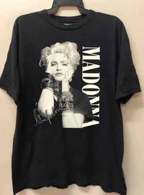 Vintage 90s Madonna Queen Music TShirt Unisex T-Shirt