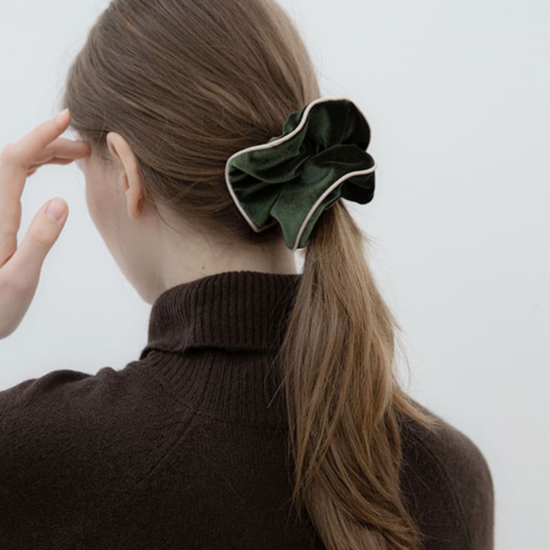 Jean Paul Clarisse Piped Velvet Scrunchie JP-21-029S