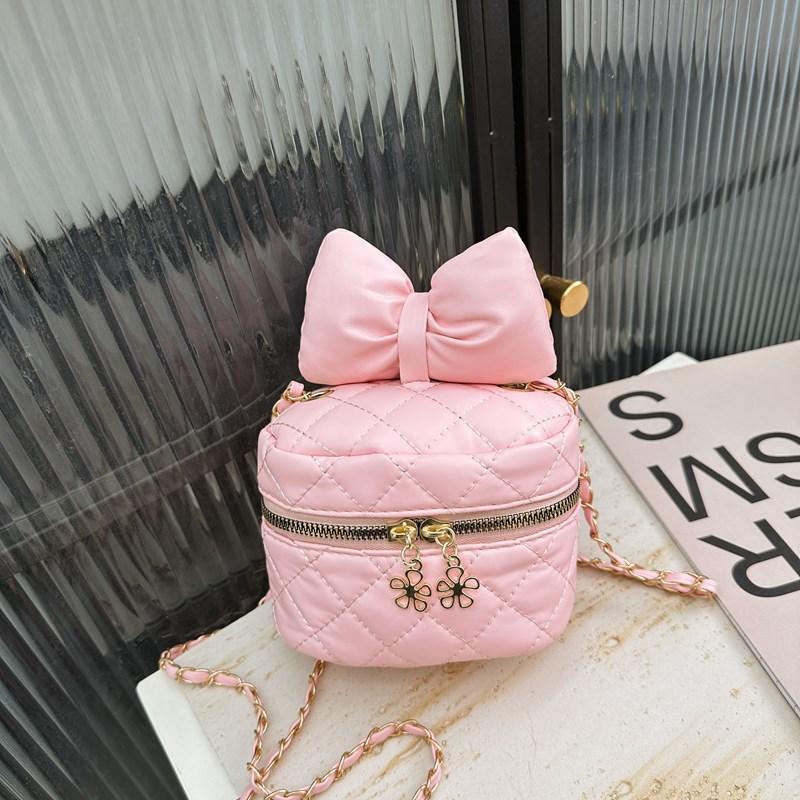 

Лето 2025 новая сумка через плечо для детей конфетных цветов, повседневная универсальная дорожная сумка-мессенджер, сумка для хранения косметики для девочек розовый