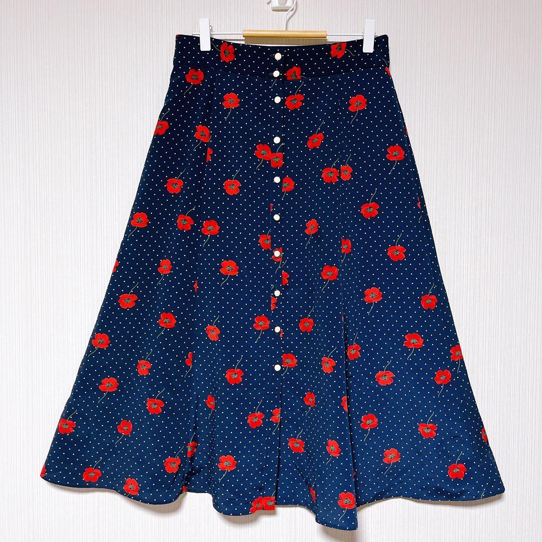 Beautiful itemINA [38] Flare skirt navy floral pattern