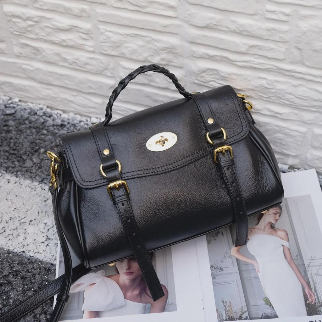 Women's Genuine Leather Messenger Tote: Versatile Cowhide Handheld Shoulder Bag, 2025 New Commuter Briefcase.