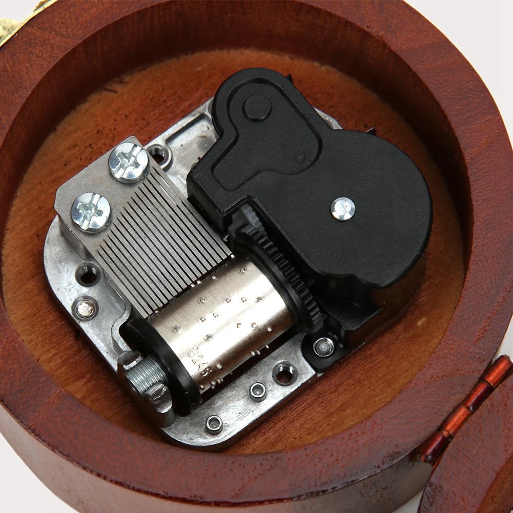 Retro Style Round Shape Music Box Beautiful Hollow Out Musical Jewelry Box Home Ornament