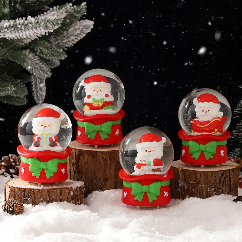 The new Christmas luminous crystal ball will send students and teachers creative gifts for Christmas, desktop decorations and ornaments.