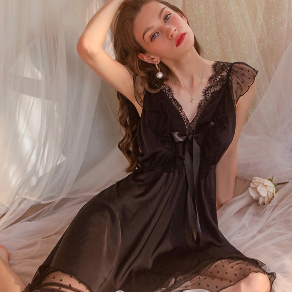 Sexy Suspender Nightdress Perspective Lace V-neck Low-cut Hollow Loungewear Set