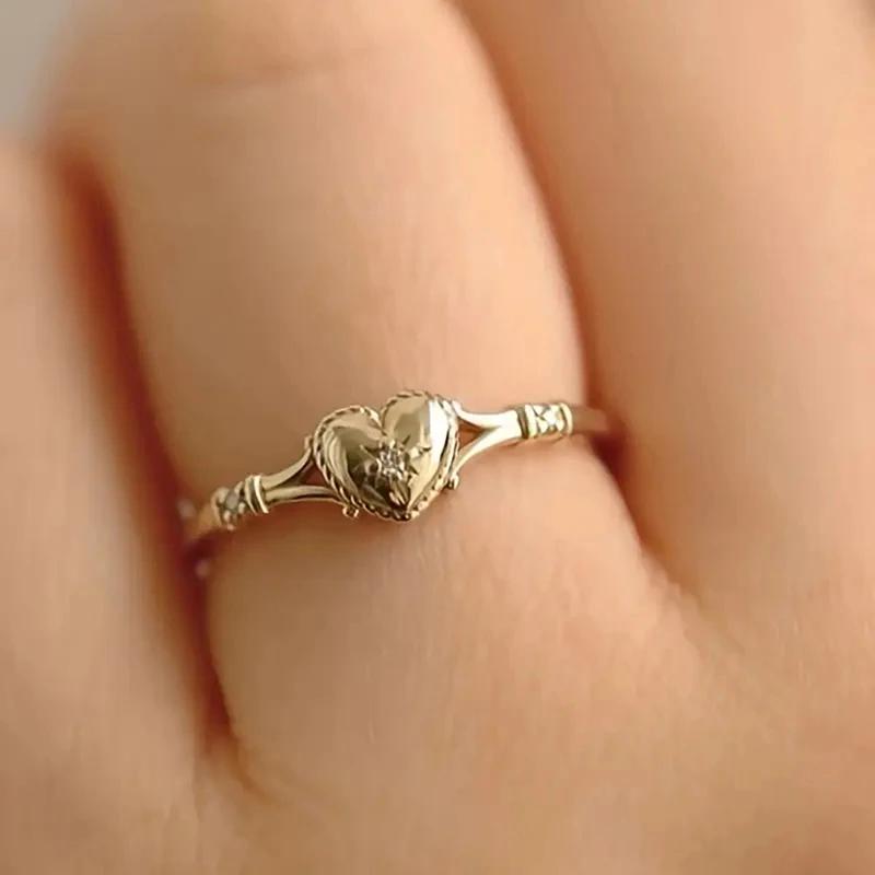 Huitan Inele Trendy Culoare Aur Femei Design Inimi Incrustate Zirconiu Cubic Strălucitor pentru Nuntă Petrecere Logodnă Accesorii Cadou