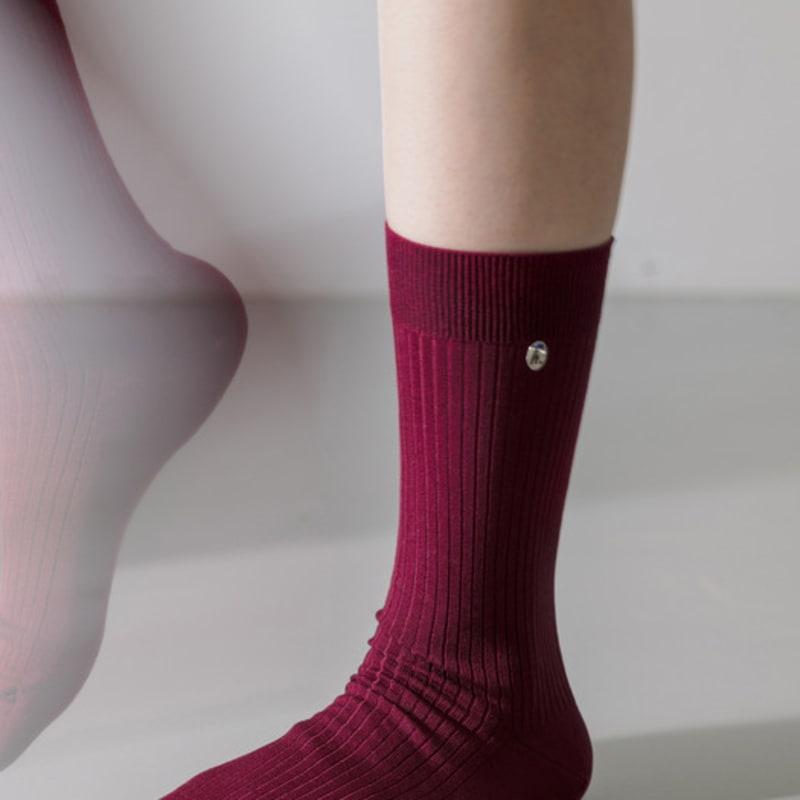 Hiig [no.179] Violet Silk Socks