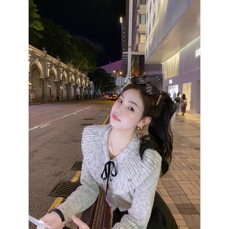 Doll Collar Beaded Waist-Cinching Short Sweater L