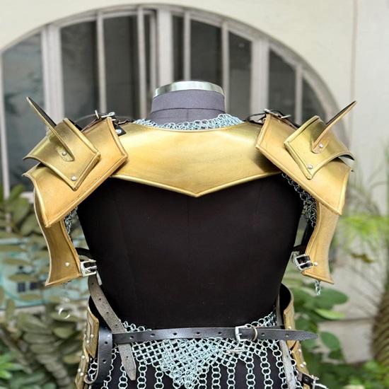 Medieval Women’s Warrior Armor Set  Black Chainmail LARP  Cosplay Costume  Fantasy Reenactment And Festival Gear