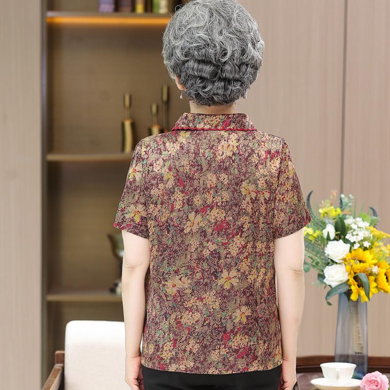 Summer Apparel for Mature Women: Short-Sleeved Shirts, Tops, and Outfit Sets