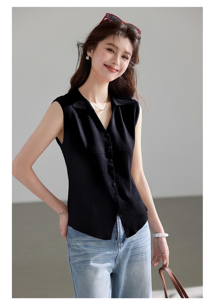 Twilight Traveler Series French Romantic Retro Sleeveless Collar Knitted Shirt Single breasted Slimming and Stylish Top