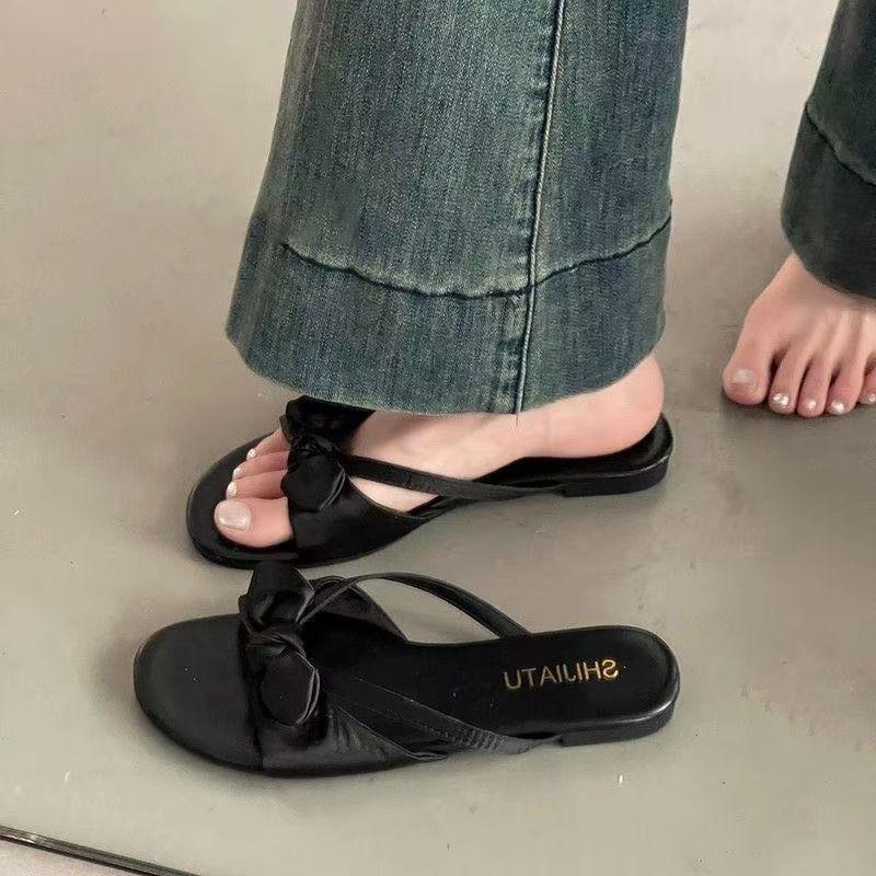 Super soft flat-bottomed small cool slippers women's new summer wear bow beach sandals