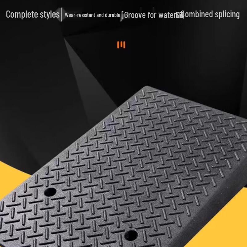 Outdoor Heavy-Duty Rubber Curb Ramp Mat