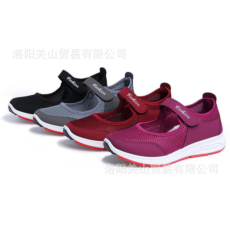 2025 Middle-aged and Elderly Walking Shoes Women's Shoes Summer New Mesh Sandals Soft Sole Breathable Foreign Trade Outer Wear Mother Shoes