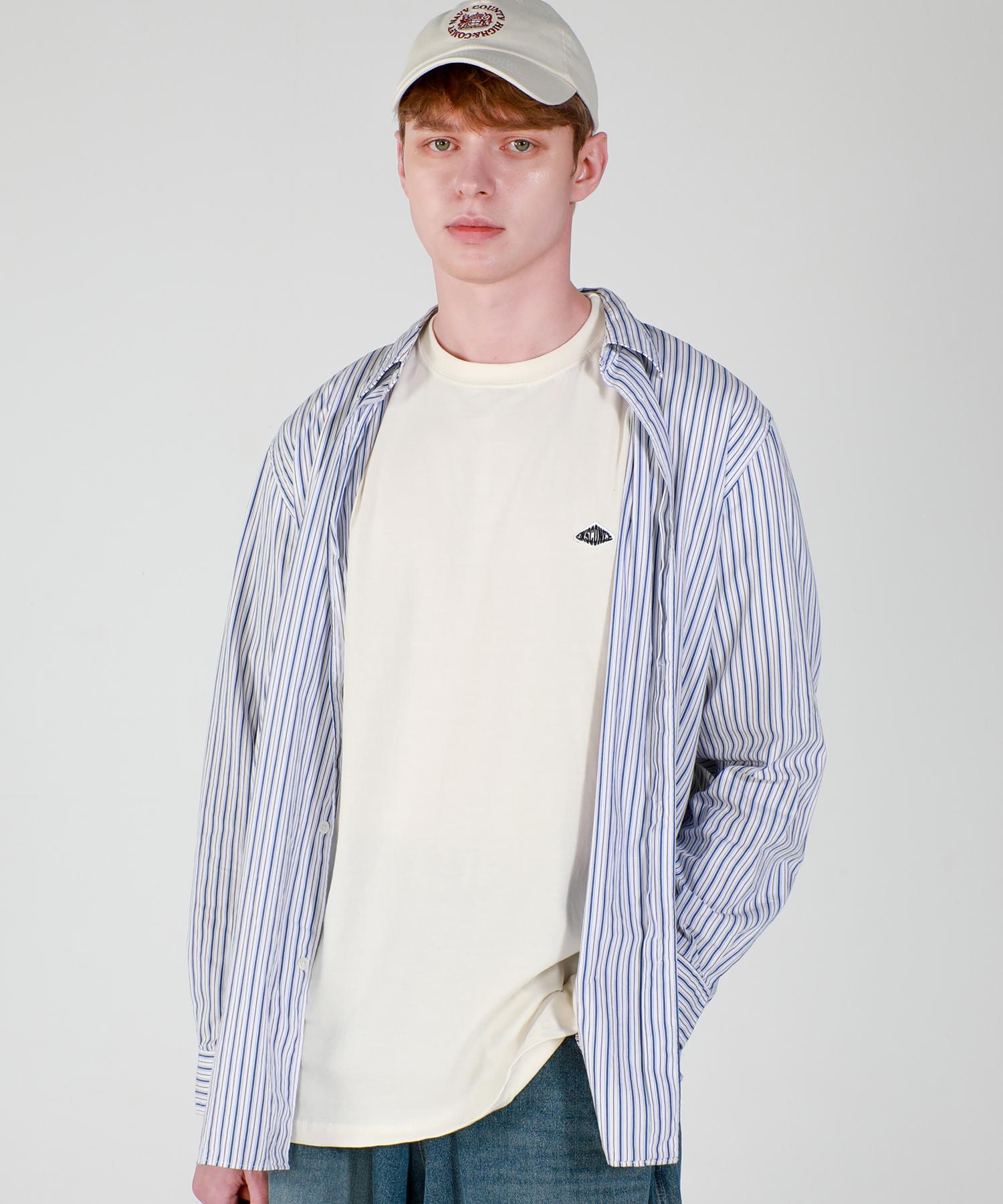 Iesn Ensconce Point Wappen Oversized T-Shirt Cream L