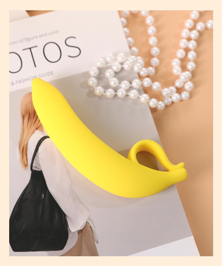 Women's Banana-Shaped Manual Masturbation Toy - 250 Pieces/Box