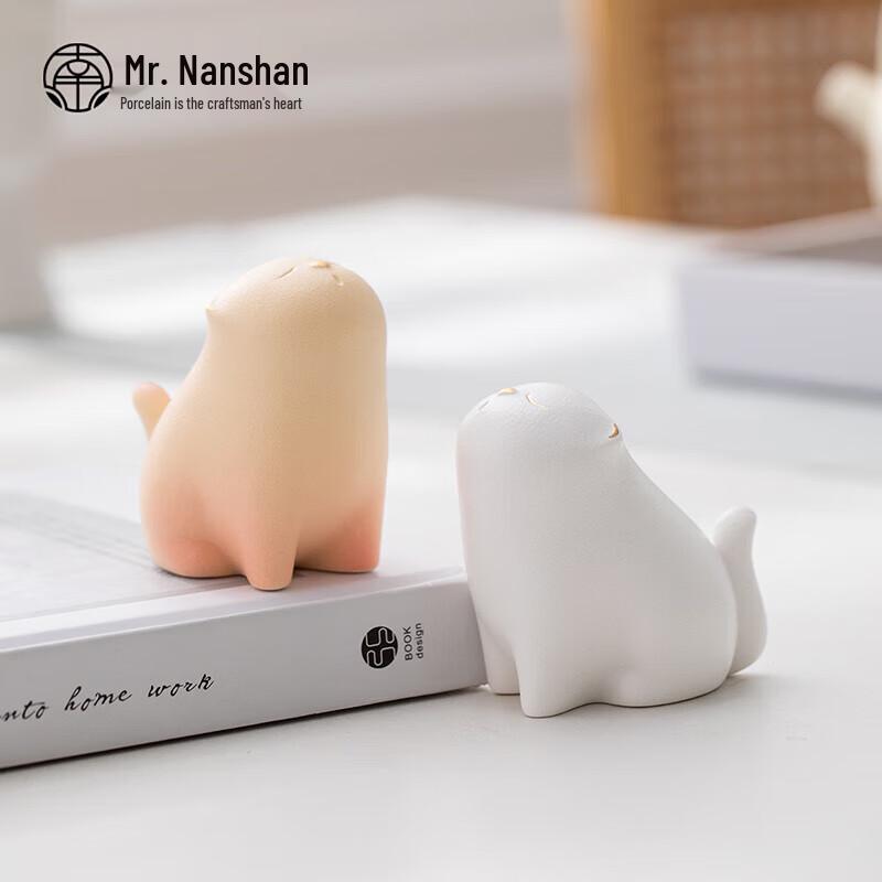 Nanshan Mr. Ceramic Cat Tea Pet Ornament
