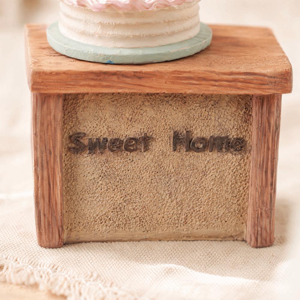 5in Grandpa Grandma Cake Making Statue Living Room Shelf Decoration