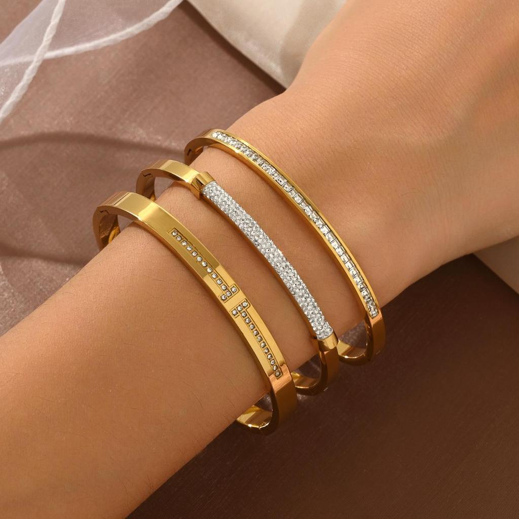 Nicht verblassendes vergoldetes Titanstahl-Armband für Damen - Exquisiter europäischer und amerikanischer Stil