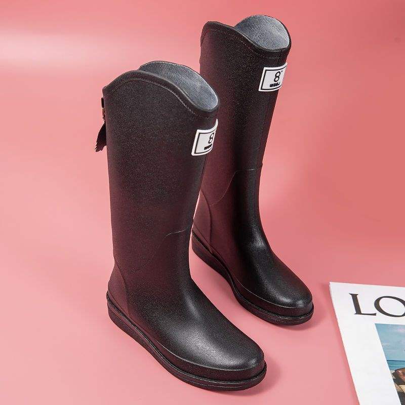 Fashion rain shoes women rain boots boots autumn and winter long tube rain shoes round head kitchen waterproof and non-slip ins wind