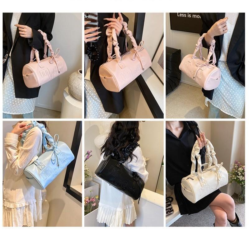 IELGY Korean version of light and foreign pink handbag, fashionable and versatile embroidered pillow bag, single shoulder and underarm women's bag.