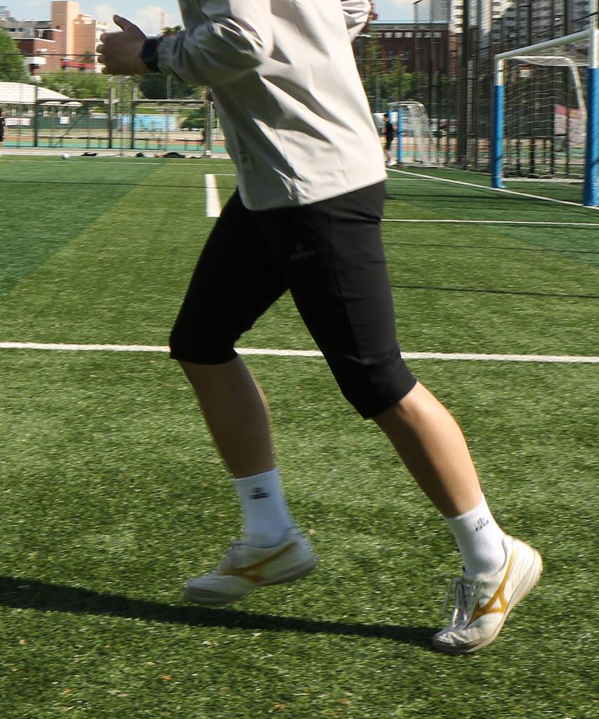Naswideuseutaending Ziku Fußball 3/4 Hose Funktioneller Trainingsanzug Fußball 3/4 Hose