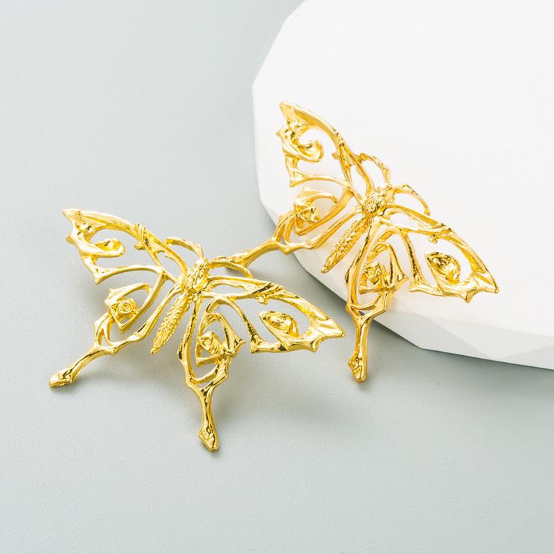 Japanese & Korean Inspired Butterfly Alloy Electroplated Stud Earrings – Trendy, Retro, High-Quality Design