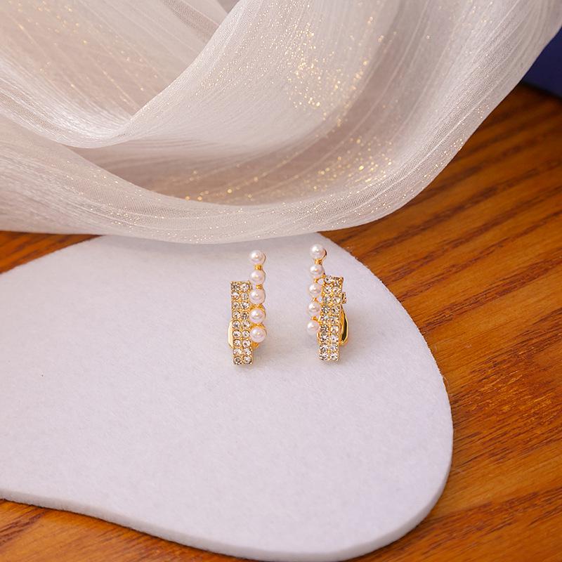 Elegant Non-Pierced Zircon Pearl Ear Clips