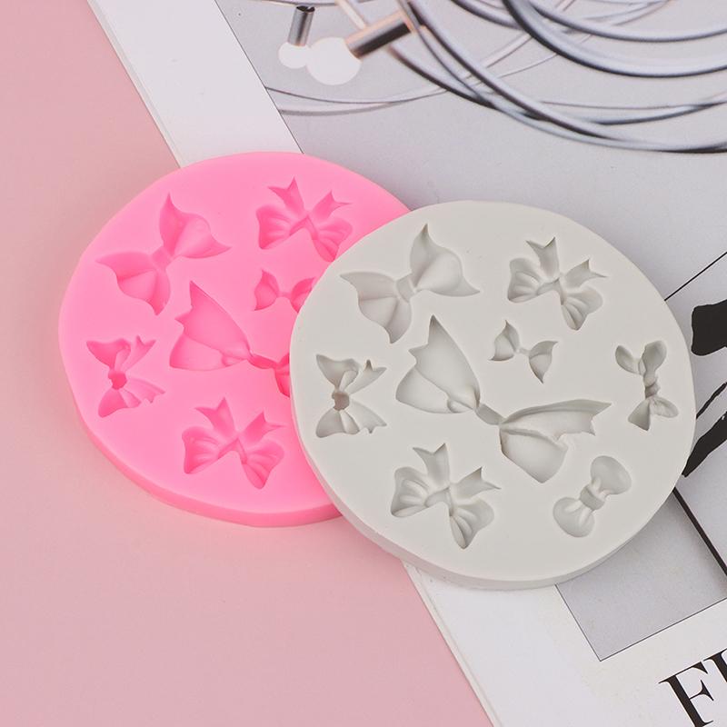 Cartoon Flower Leaves Shape Silicone Cookie Mold Uppercase Bows Chocolate Fondant Pastry Cake Decoration Tools DIY Sugar Forms