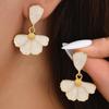Boucle d'oreille pendante forme éventail fleur blanche coréenne pour femme Cadeau fille exagéré Bijoux Rock