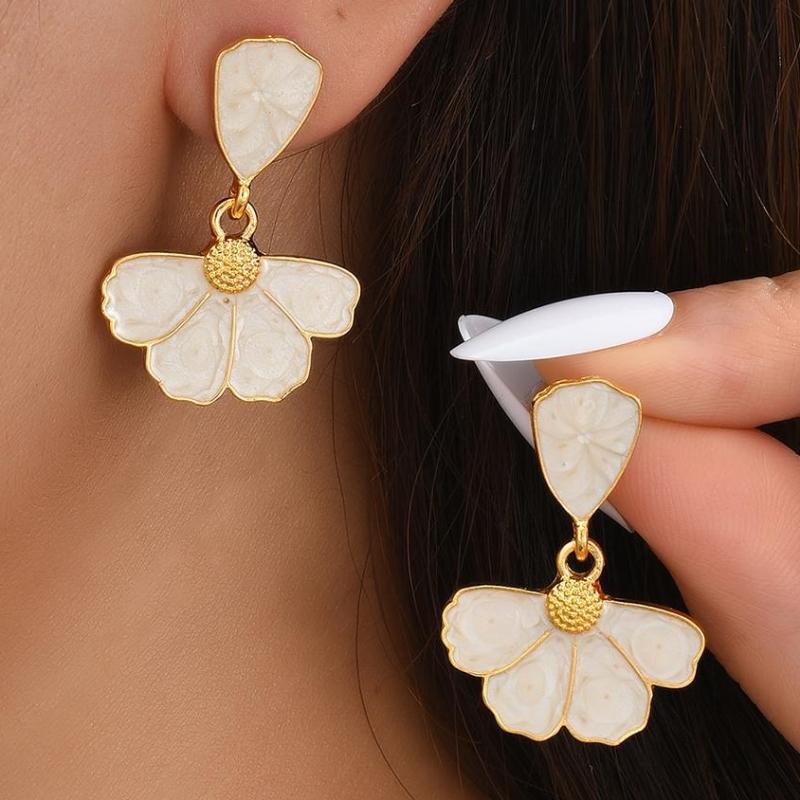 

Korean White Color Flower Fan-Shaped Pendant Drop Earring for Women Exaggerated Girl Gift Rock Jewelry