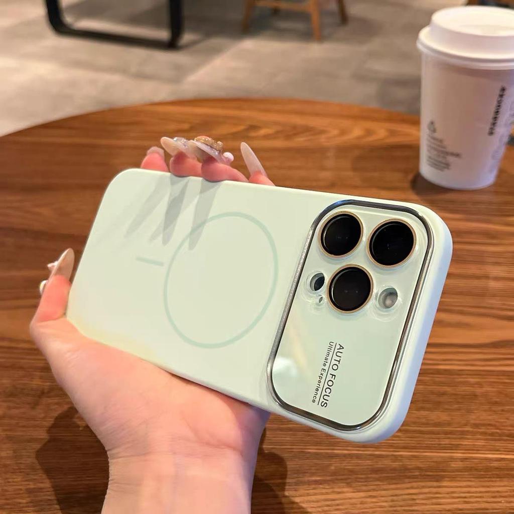 MagSafe-kompatibelt flytande silikonskal med magnetiska AI-integrerade knappar för iPhone 17 Pro Max