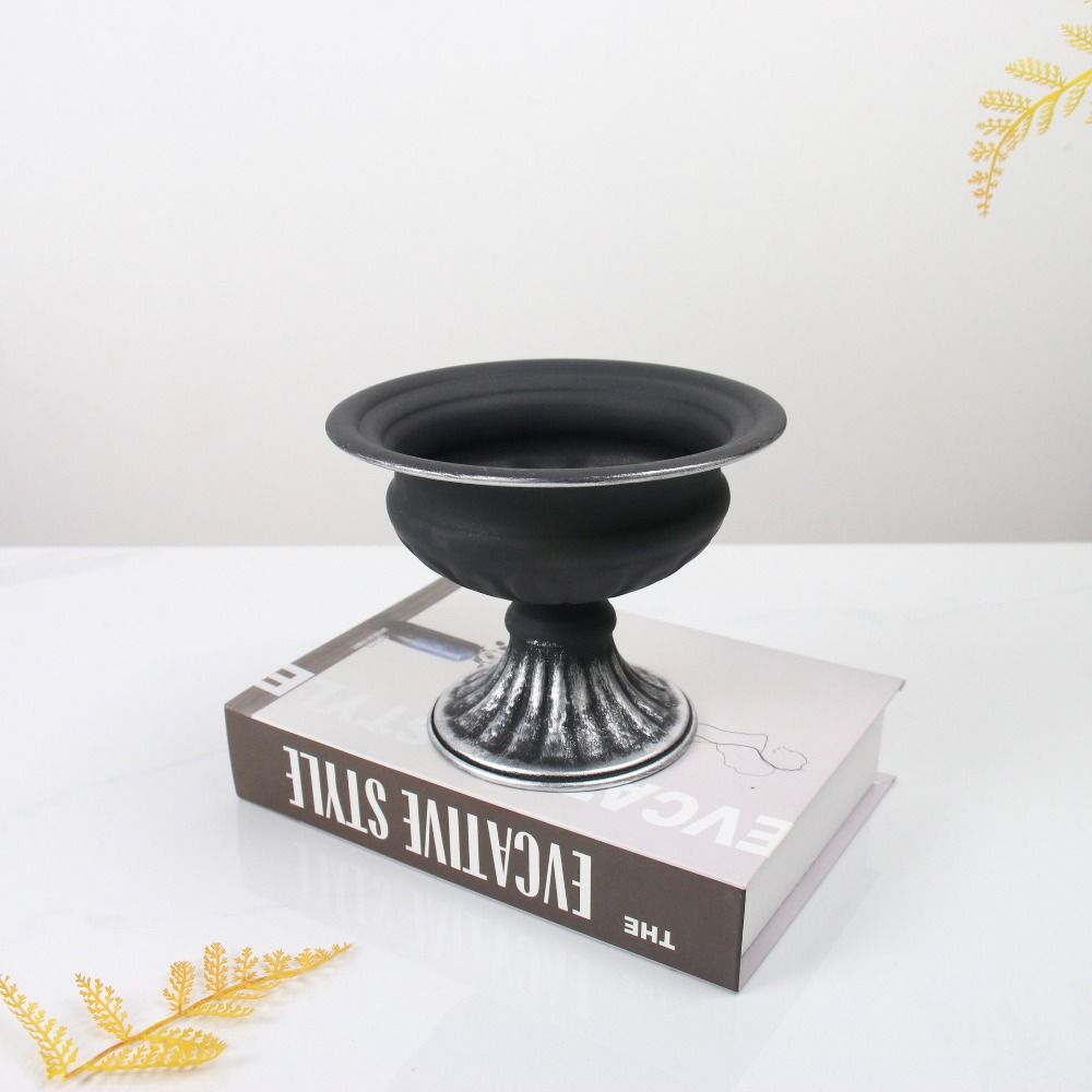 European Retro Flower Vase High-footed Metal Urn-shaped Vase Elegant Luxury Flower Pots Floral Arrangement